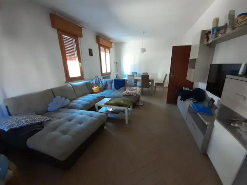 루고 The Awesome House With The Bomber Cat 아파트 외부 사진